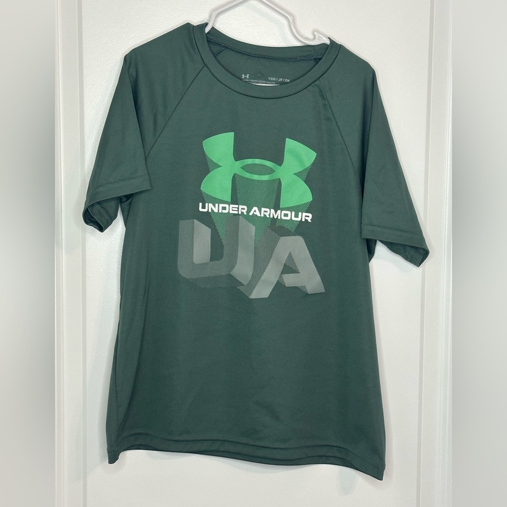 Under Armour - Heatgear - Loose Fit - Youth Small (Size 8) Shirt